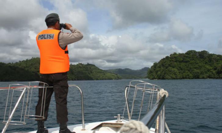 Dihantam Gelombang, KMÂ  Maju Bersama Tenggelam di Selat Bengkalis